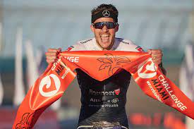 Sanders responded with the idea to fly frodeno over to ironman coeur d'alene (jun. Jan Frodeno Siegt In Miami Vor Lionel Sanders Und Ben Kanute Tri Mag De