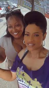 It’s sooo HOT out here… sugar melts in the heat 🫠I’m going to turn into a  praline 😋😂