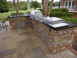 outdoor kitchen with dining bar