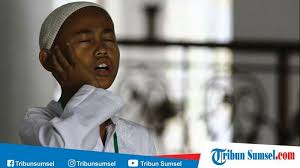 Ibadah sholat ini terdiri dari 3 rakaat. Adzan Subuh Hari Ini Jam Berapa Jadwal Sholat Terupdate Setiap Hari Download Aplikasi Adzan Tribun Sumsel