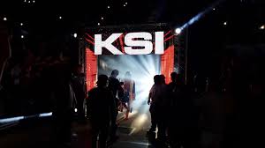 Joe weller entrance song (original version) | ksi vs joe weller next : Ksi Vs Logan Ksi S Nightmare Walkout Ringside View Youtube