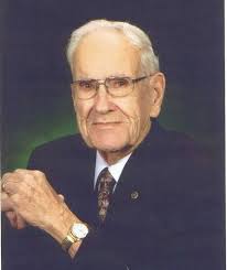 Melvin Manley's Instagram, Twitter & Facebook