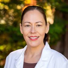 Susan Dains's Instagram, Twitter & Facebook