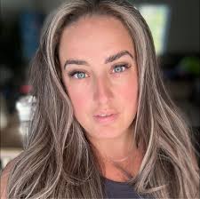 where to get eyebrow waxing in Angus?