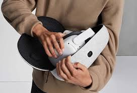 Quest 2 carrying case included. Just Noticed The New Quest 2 Case Has An Opening For Your Charger Oculusquest