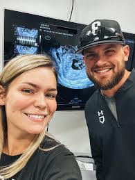 Eva Odonnell's Instagram, Twitter & Facebook