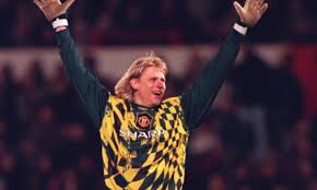 Peter bolesław schmeichel, mbe (danish pronunciation: Happy 50th 10 Pictures Of Man United Hero Peter Schmeichel Celebrating Alone Talksport