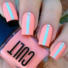 Cute and girly turquoise nail design. 20 Easy Nail Art Ideas For Short Nails Revelist