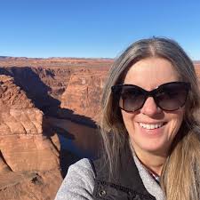 John and Sue Fleming and their sons Jack and Andrew, who went missing in a  plane over Lake Erie last night. WHAT WE KNOW: bit.ly/2hUpvR9