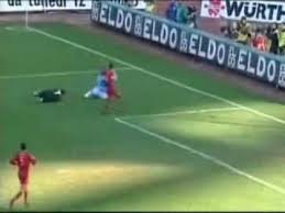 Lo stadio olimpico, che ospiterà la sfida, è controllato dagli agenti di polizia. Quarto Di Finale Di Coppa Italia Lazio Roma 4 1 Youtube
