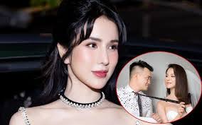 Anh Ly's Instagram, Twitter & Facebook