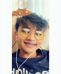 Berita, foto, video seputar selebriti, musik, film, kpop, seni dan budaya. Wahyu Kadeo Photos Facebook