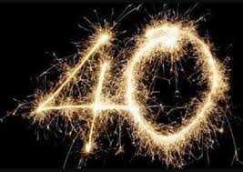 La maturità raggiunta mette in risalto il fascino dei quarantenni. Compleanno 40 Anni Idee E Consigli Per Una Festa Straordinaria