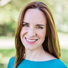 Jill Cross's Instagram, Twitter & Facebook