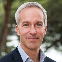 Chutes & Ladders—Pfizer creates COO role for potential CEO successor