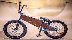 The bike is strong enough to handle all kind of stunts. Worlds Heaviest Bmx Bike Youtube