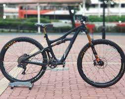 52 Otmetok Nravitsya 0 Kommentariev Chapter 2 Cycle Chapter2cycle V Instagram The Ibis Mojo 3 Is Right At Home On Any Trail Fas Bicycle Vehicles Ibis