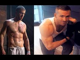 He plays deadpool in both deadpool and its sequel , as well as a bunch of other charcters in other movies who we don't care about. Ryan Reynolds Gym Workout For Deadpool 2 Training 2018 Youtube