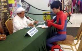 Artikel makalah tentang 1kg berapa ons, meliputi dari pengertian, satuan, konversi, tangga, contoh dan gambar supaya mudah di pahami. Zakat Fitrah Ikut Timbangan Gantang Baghdad Macam Mana Ia Dikira Soscili