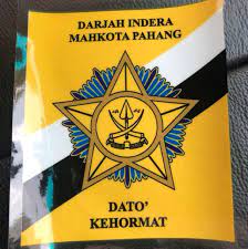 25, the setia mahkota pahang (smp); Emblem Darjah Indera Mahkota Pahang Malaysiakini Pingat Datuk Dijual Di Platform E Dagang Tengku Mahkota Pahang Tengku Abdullah Sultan Ahmad Shah Menyempurnakan Pengurniaan Darjah Kebesaran Dan Pingat Kepada Penerima Diketuai