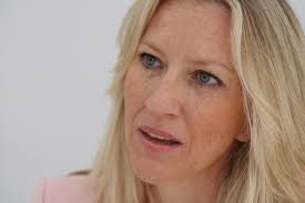 María José Ros: "Hace falta una zona de protección contra el PP y Vox en  los municipios ribereños del Mar Menor"