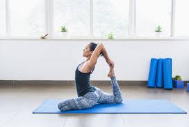 Some sources state that hot yoga can melt anywhere from 1,000 to 1,500 calories off of sweaty participants. Hot Yoga Benefits How It Feels London Studios To Try