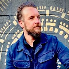 Ken Farah's Instagram, Twitter & Facebook