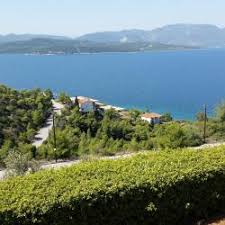 Η κλήση χρεώνεται με τον ισχύοντα τιμοκατάλογο του τηλεπικοινωνιακού παρόχου για αστικές. Ta 10 Kalytera 3enodoxeia Se F8iwtida Poy Na Meinete Se F8iwtida Ellada