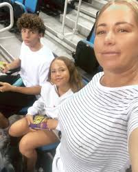 Kendra Wilkinson's 15-year-old son, Hank Baskett IV, who is 6 feet 2,  towered over her and her daughter, Alijah Baskett, 11, in a rare family  photo shared via Instagram Sunday. 📸: Instagram