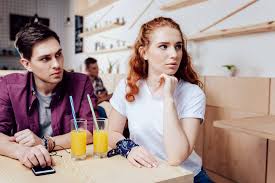 Do not be afraid that sending a romantic sms is a trivial thing. 20 Super Cute Ways To Cheer Up Your Angry Girlfriend Lovedevani Com