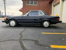 1988 Mercedes Benz Sl Class 2 Door 1988 Mercedes 560sl Mercedes Benz Trucks For Sale Used Mercedes Benz