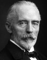 Thyroid Cancer Diagnosis and Treatment in the Age of Genomics