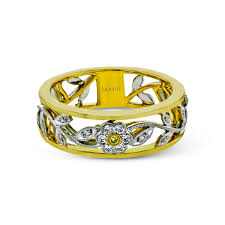 This unique deep magenta floral pattern bow tie features elegant diamond tips in the front and traditional bow tips in the back. Simon G 18k Yellow Gold Flower Ring Little Treasury