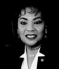 Malcolm Crenshaw's Instagram, Twitter & Facebook