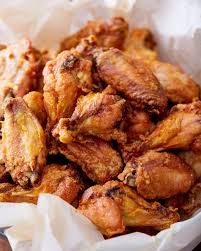 These Baked Chicken Wings Are Extra Crispy On The Outside And Very Juicy Inside They Are Like Deep Fried Wings Only Wit Ailes De Poulet Poulet Au Four Poulet