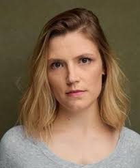 Джулия Коултер (Julia Coulter): фильмография, фото, биография. Актёр .