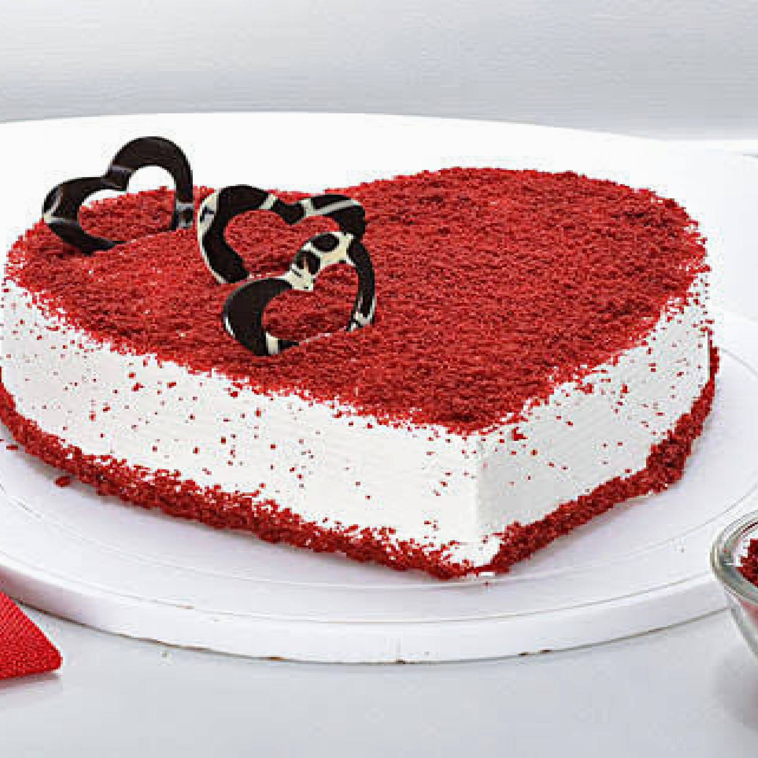 RED VELVET CAKE (1 KG)