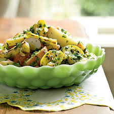 Pomme de terre en robe des champs (variété à chair ferme). Salade De Pommes De Terre Traditionnelle Chatelaine