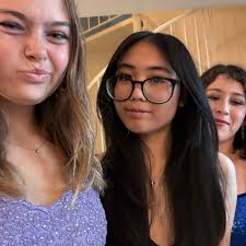 hii im kaitlin!! im from the bay area and im fully committed to ucsb for  biochemistry (pre-bio). i love playing video games, watching movies,  hanging out with friends, and playing piano!! i