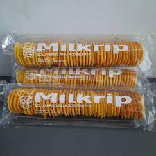 Harganya cukup mahal di pasaran indonesia, tapi membuat hasil lalu, roombutter memiliki aroma wangi yang khas, sehingga hasil cake atau kue kering apapun akan sangat beraroma, terutama saat baru keluar oven. Milk Krip Bolu Kering Roombutter Snack Kue Kering Shopee Indonesia