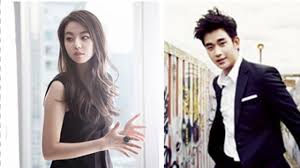 There is a chinese phrase that describes someone who makes clothes look good on them as a clothes hanger, and kim soo hyun fits that description perfectly. Bukti Baru Kim Soo Hyun Pacaran Dengan Sohee Terkuak Showbiz Liputan6 Com