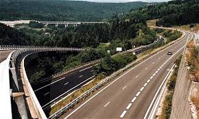 The autoroute a40 is a motorway in france that extends from mâcon on the west to passy on the east, terminating not far from chamonix and the mont blanc tunnel. Autoroute Francaise A40 Wikisara Fandom