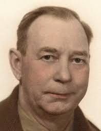 Andrew Pendergraft's Instagram, Twitter & Facebook