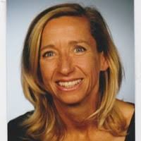 20+ perfiles de «Eva Klaus»