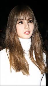 Best Of Lisa On Twitter Hairstyle Blackpink Lisa Long Hair Styles