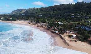 I've seen families risk the lives of small children because they you won't get much of that in sunset beach, and it's a fair drive from the more populated areas. North Shore Pupukea Beach Erosion Sunset Beach Rising Sea Levels High Surf Oahu Honolulu Civil Beat