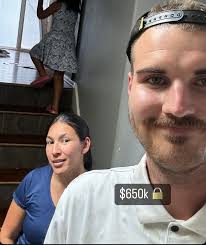 Photo dump summer '24 $800k 🔒 Scroll to pic # 5 to see the world's best  pest control technician