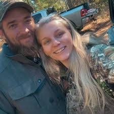 Haley Ring and Austin Cribb's Wedding Website