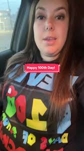 I am not good with this creative stuff 😭 #teachersoftiktok #teacher  #teachers #students #student #100daysofschool #classroom #teach #teachertok  #organize