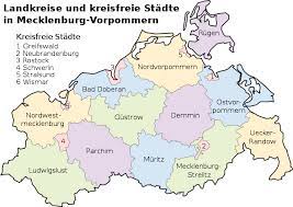 Der landkreis mecklenburgische seenplatte is der größte landkreis in deutschland. File Landkreise Mecklenburg Vorpommern Svg Wikimedia Commons
